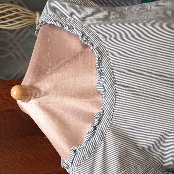 M2 Blue Pinstriped Navy Teal Cutout Embroidered Lace Sleeve Ruffle Neck Top 0X - Picture 2 of 6